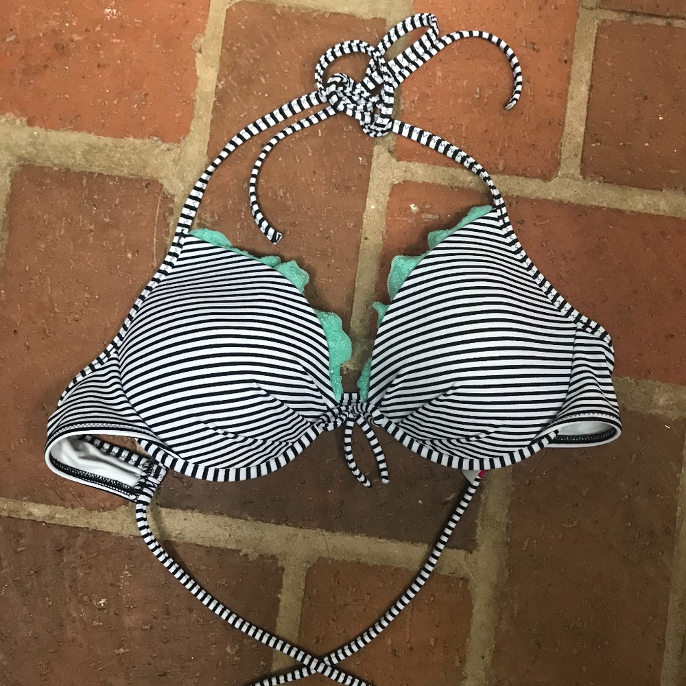 Victoria Secret womens bathing suits top